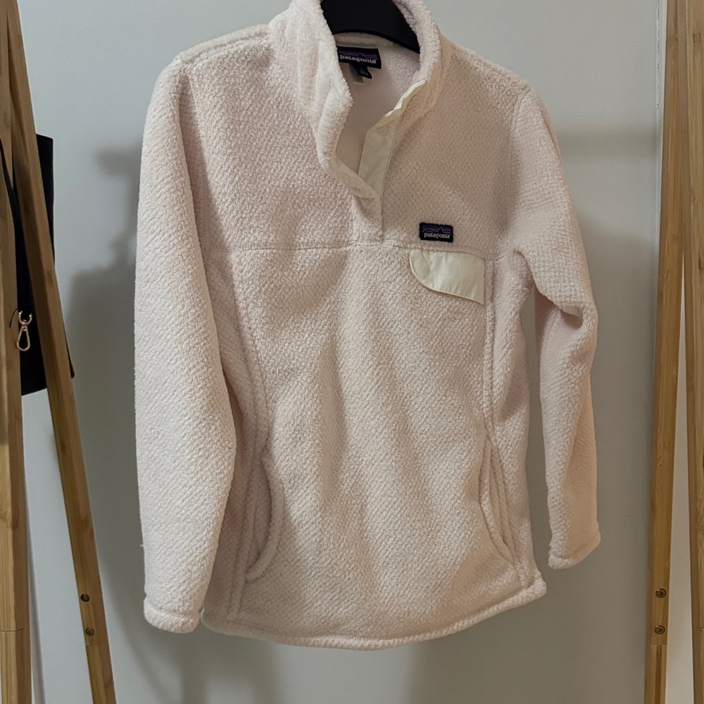 Patagonia Light Pink Fleece Jacket